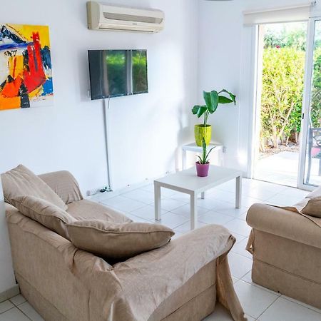 Helios Cottages Пафос Екстер'єр фото